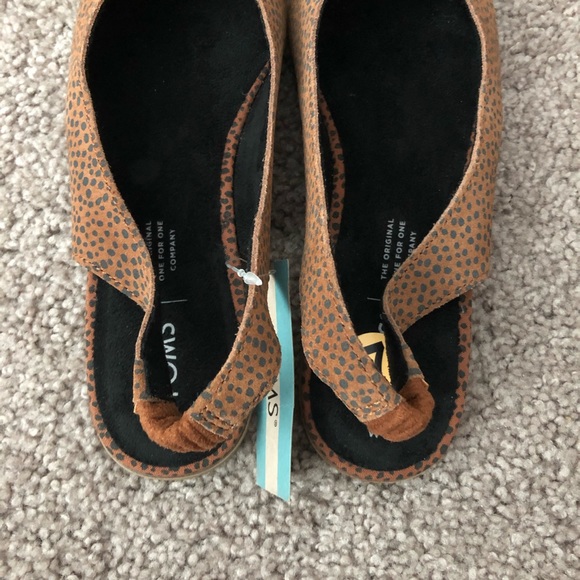 Toms Julie Slingback Shoes - Picture 7 of 12